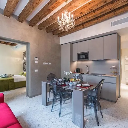 Rialto Luxury Flat Appartamento *