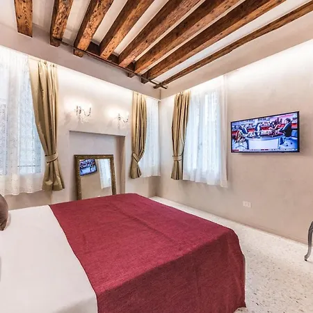 Rialto Luxury Flat Venedik