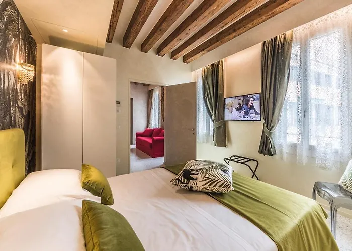 Rialto Luxury Flat *