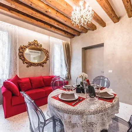 Апартаменты Rialto Luxury Flat