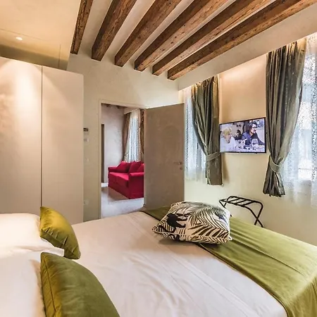 Rialto Luxury Flat *